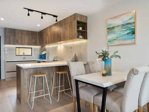 6/31 Tiroroa Avenue, Te Atatu South