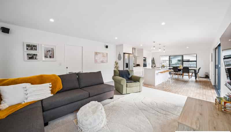 29 B Onslow Road, Papakura