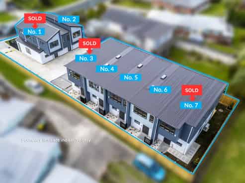 4/31 Tiroroa Avenue, Te Atatu South