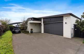15 Canini Grove, Karaka