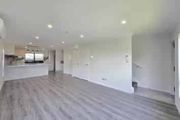 10A White Road, Manurewa