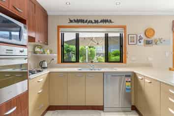 3 Wiltshire Drive, Huntington