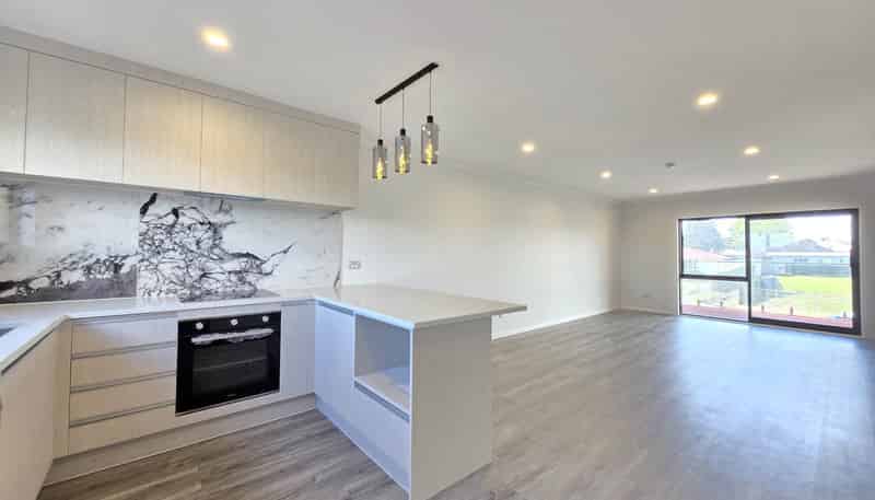 10B White Road, Manurewa