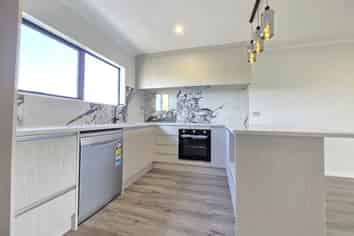 10B White Road, Manurewa