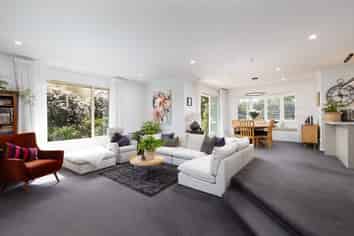 2 Aratia Way, Richmond