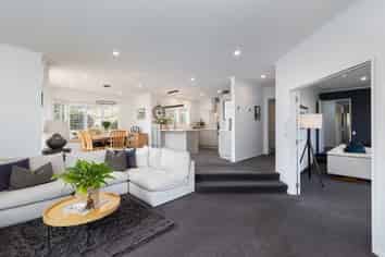 2 Aratia Way, Richmond