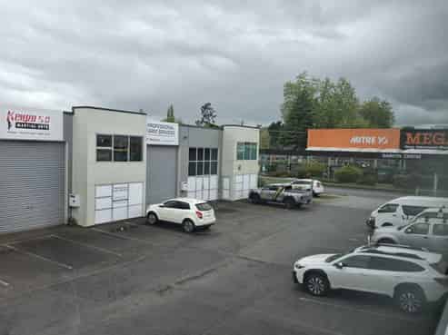 High-Profile Industrial Unit in Cambridge