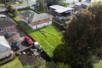 41 Royal Road, Massey
