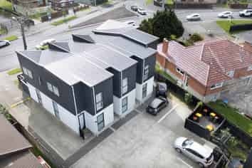 2/518 Blockhouse Bay Road, Blockhouse Bay