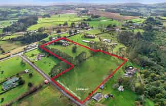 220 Logan Road, Buckland