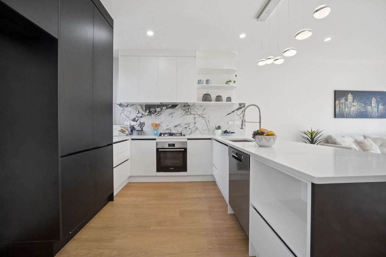 Price Drop! Brand New 4 Bedroom Beauty... - Widok 3