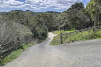 581 Valley Road, Kaiwaka