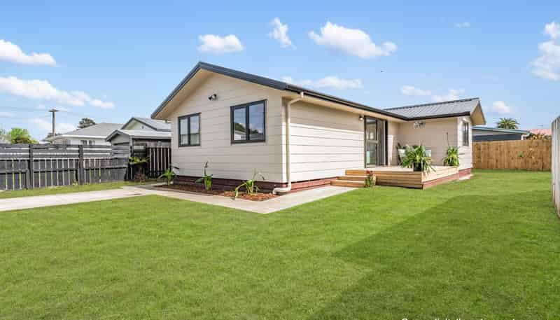 1 Pembrook Street, Papakura