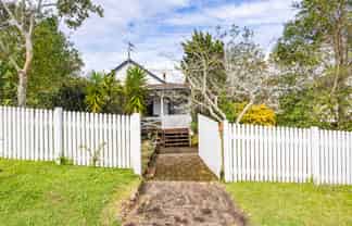 32 Moire Road, Massey