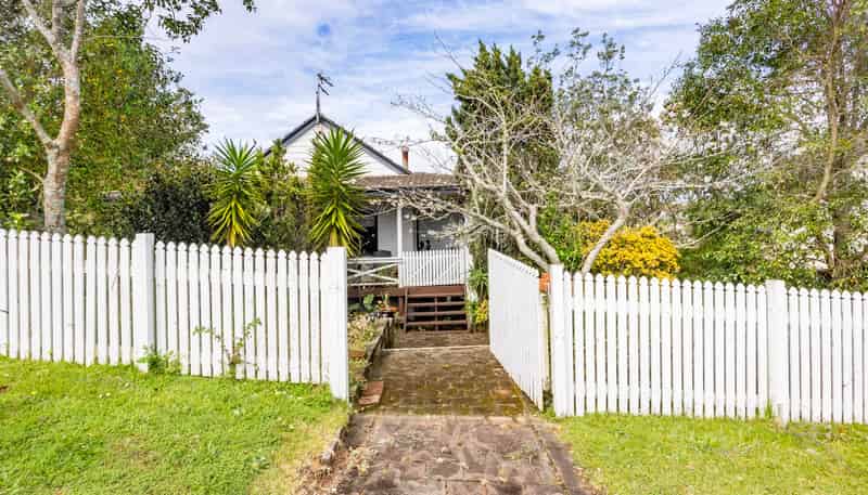 32 Moire Road, Massey