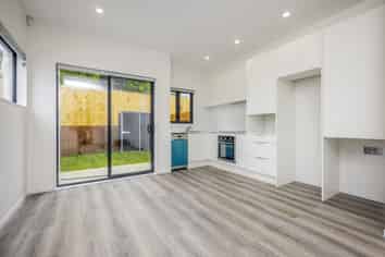 15D East Street, Pukekohe