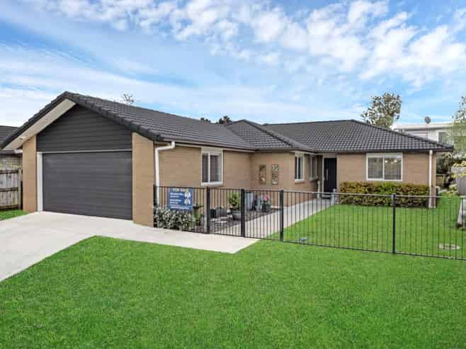 8 Mark Ball Drive, Pokeno
