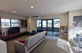 872 Manukau Road, Royal Oak