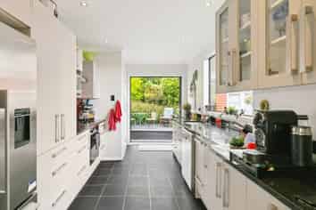 39 Nevay Road, Miramar