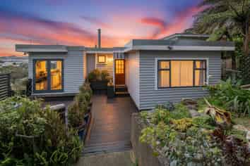 39 Nevay Road, Miramar