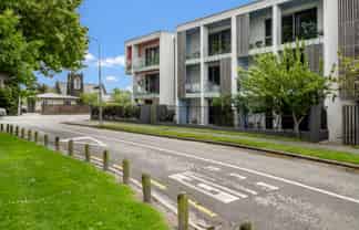 1/193E Riccarton Road, Riccarton