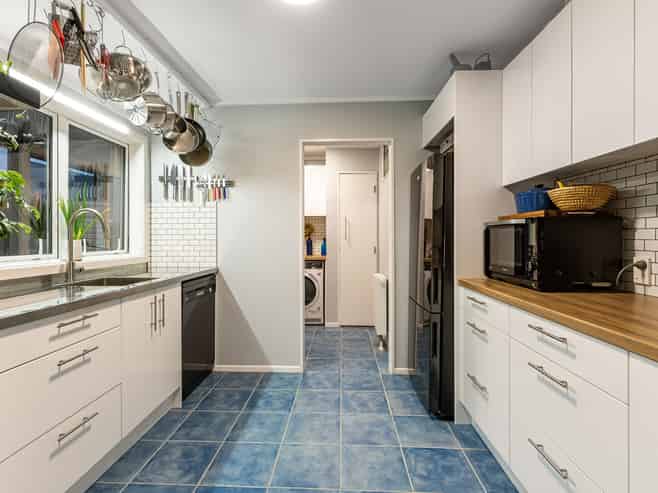 2/11 Mervyn Place, Plimmerton