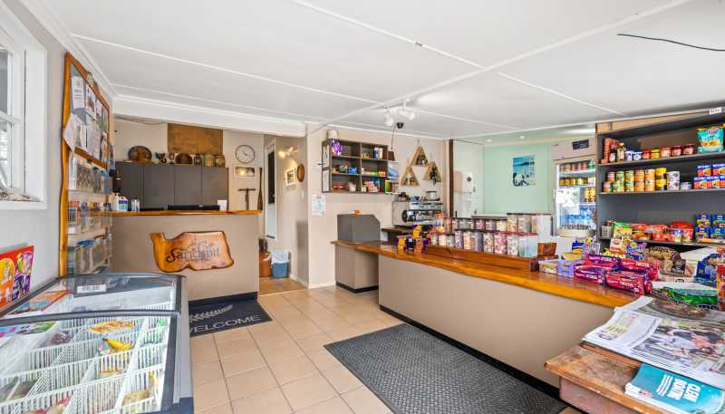 1334 Sandspit Road, Sandspit