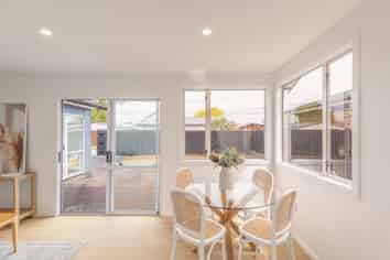 1/42a Shands Road, Hornby