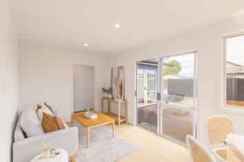 1/42a Shands Road, Hornby