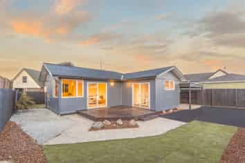 1/42a Shands Road, Hornby