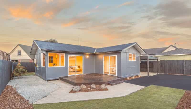 1/42a Shands Road, Hornby