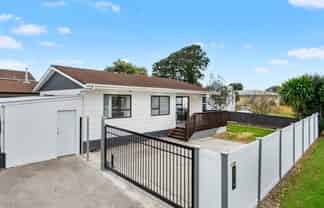 1/397 Roscommon Road, Clendon Park