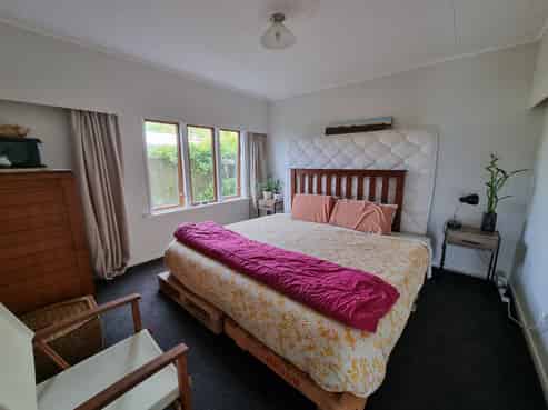 27B (Botto Marewa Road, Hataitai