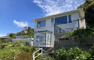 27B (Botto Marewa Road, Hataitai