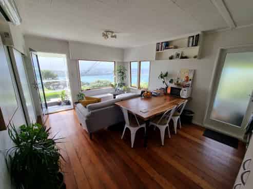 27B (Botto Marewa Road, Hataitai