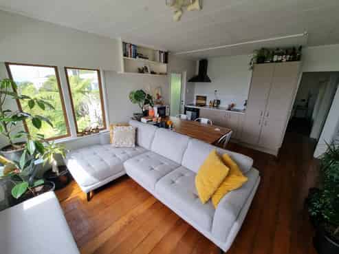 27B (Botto Marewa Road, Hataitai