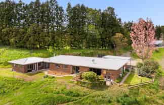 1538 State Highway 2, Whakamarama