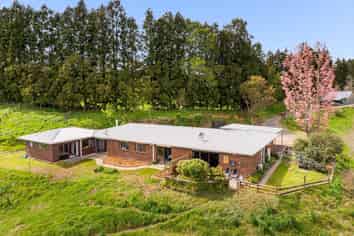 1538 State Highway 2, Whakamarama