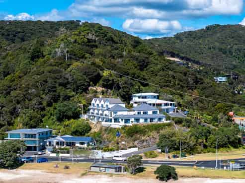 Bay of Islands best view? Blue Pacific Apartments