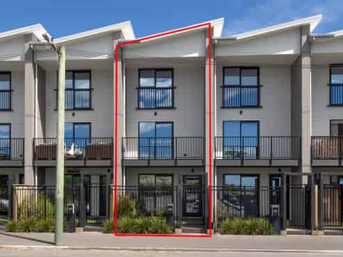 3/232 Marine Parade, New Brighton