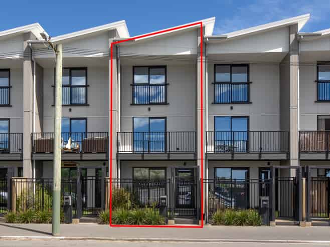 3/232 Marine Parade, New Brighton