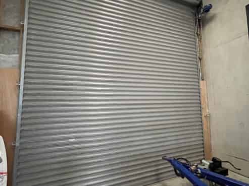 Versatile Warehouse & Office/Retail Space