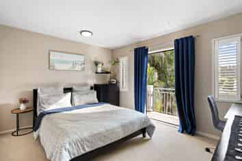 25/92 Bush Road, Albany