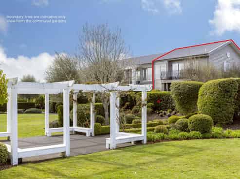 49 Chateau Crescent, Rangatira Park