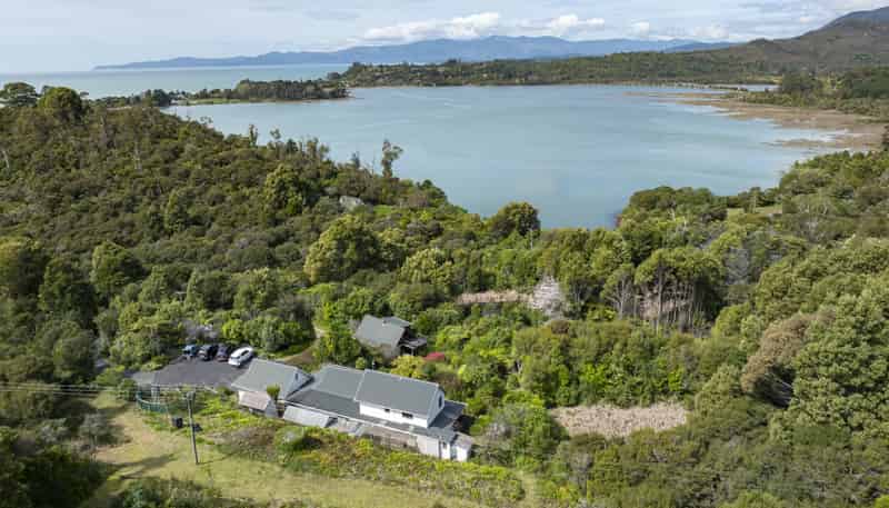 1863 Takaka-Collingwood Highway, Collingwood