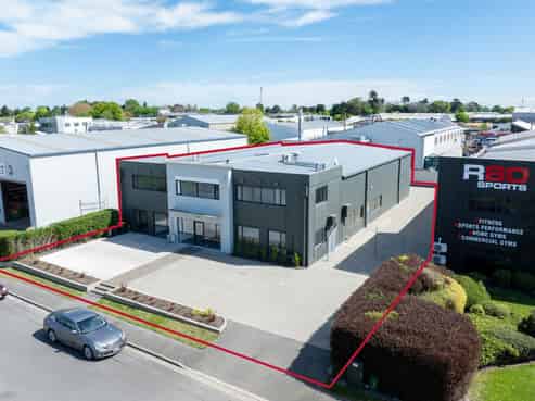 Refurbished industrial with secure yard