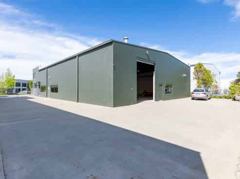 Refurbished industrial with secure yard