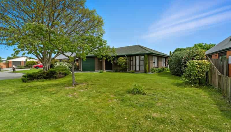 8 Addison Place, Halswell