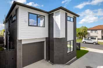 Lot 1, 4 Kyeemagh Street, Botany Downs