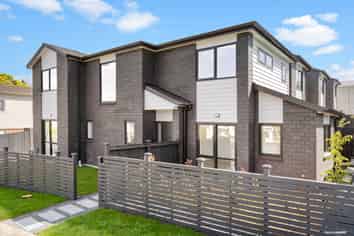 Lot 1, 4 Kyeemagh Street, Botany Downs